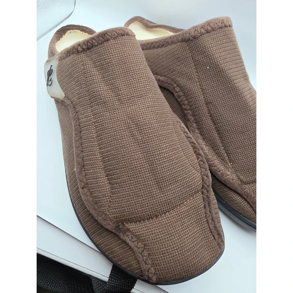 Chocolate Brown Knit Adjustable Strap Slipper Faux Fur Lined Size 48 ZT-5Q4AJW75